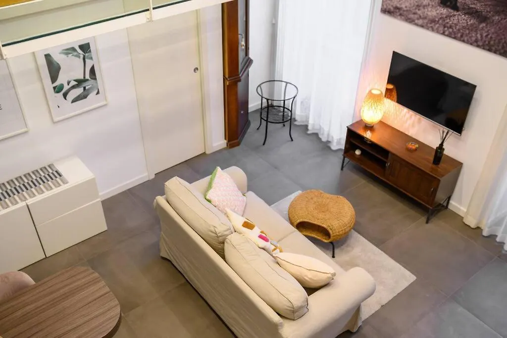 Santa Lucia Appartamento Flat, Naples Italy