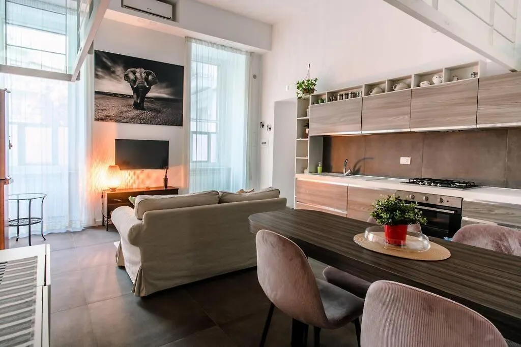 Santa Lucia Appartamento Flat, Naples